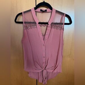 mine Sleeveless Rose Color Tie Front Blouse, Size Medium